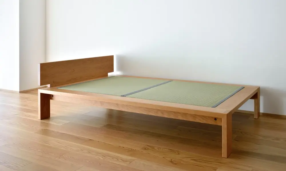 無垢材 タタミベッド <br>モデルノ