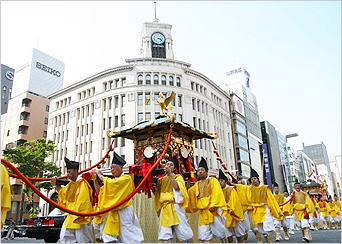 二年に一度の大祭