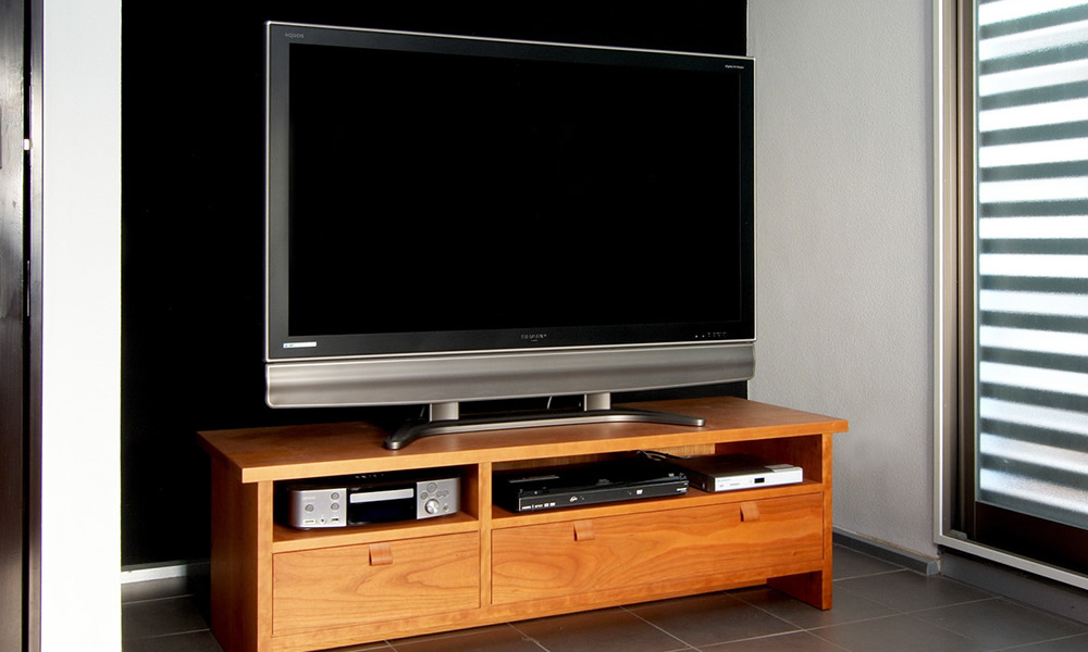 無垢材 TVボード モデルノ 1480 - 商品情報｜無垢材テレビボード・AVボード、オーダー家具「家具蔵（カグラ）」
