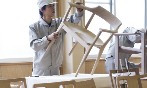 「木組み」の無垢材家具は他と比べて何が違うのか