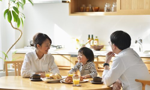 「一枚板の家具の知識を豊かにする」イベントのお知らせです