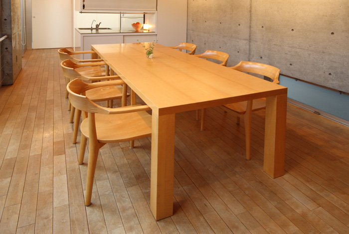 6人掛けテーブル」のサイズの正解は何センチか？｜オーダー家具「家具