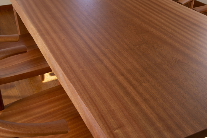 いま注目の一枚板テーブルに使う木の種類は｜オーダー家具「家具蔵 